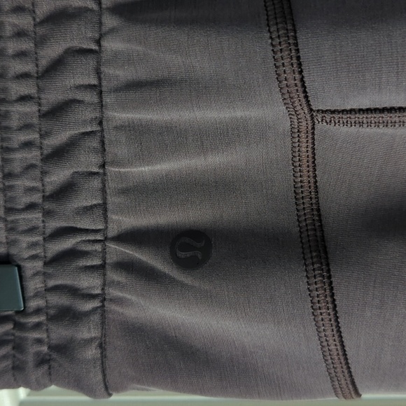 NWOT - lululemon Softstreme High Rise Pants Regular - Sequoia - Size 6 - Picture 5 of 9